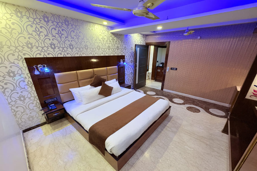 luxury suite rooms at hotel crystal ganga heights near har ki pauri amrapur ganga ghat in haridwar